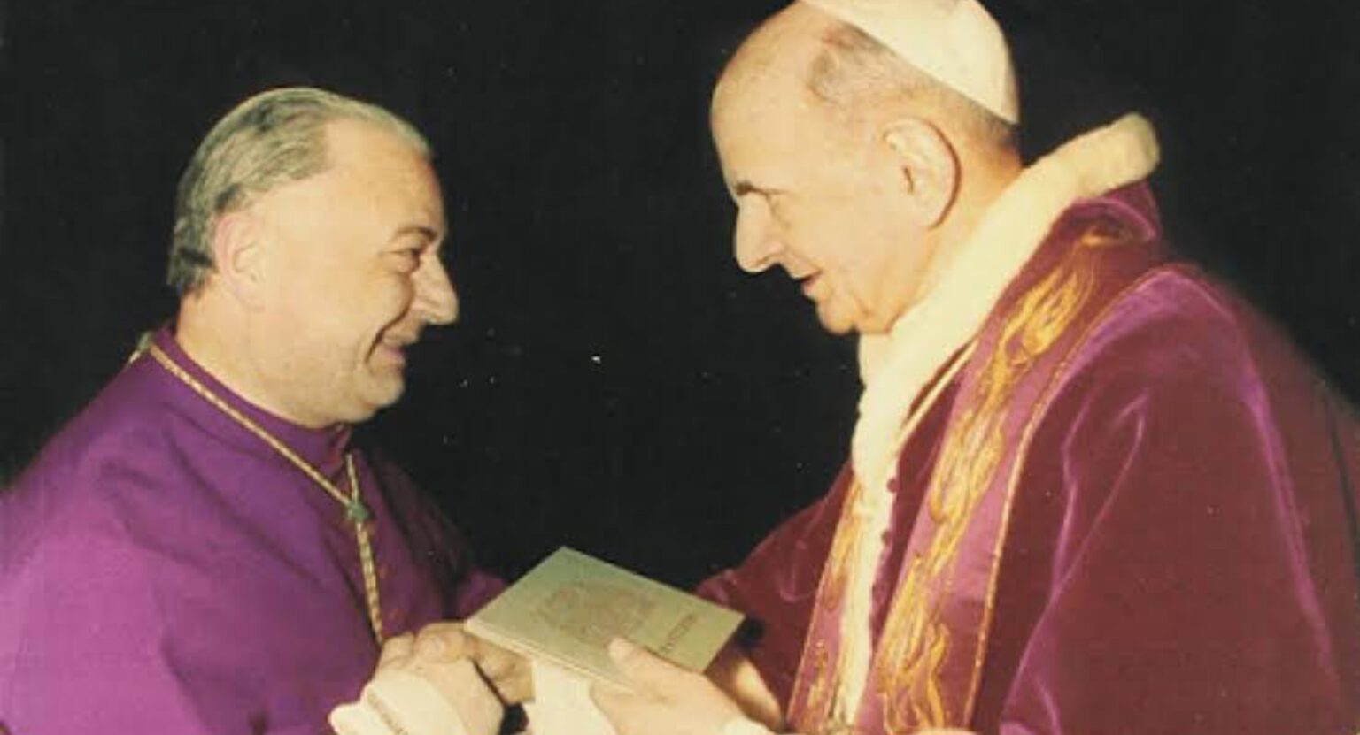 ¿A qué hay que adherirse para ser católico? Las dudas que deja el canutazo del Papa