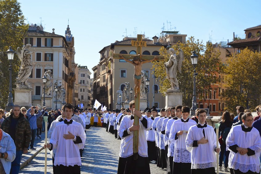 Conjeturas sobre el futuro de los tradicionalistas en comunión con Roma